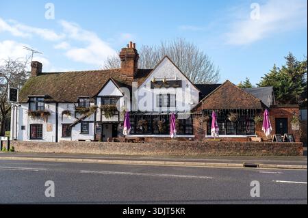 Slough, Berkshire, UK. 28th January, 2026. The historic 16th-century, Grade II listed pub, Ye Olde Red Cow Inn in Slough, Berkshire. After much criticism by pub owners Chancellor Rachel Reeves has done a u-turn on her tax proposals announced in the Autumn Budget last year and has unveiled a £300m package to help pubs. The Treasury has announced it will give pubs and music venues a 15 per cent discount on business rates bills from April but industry groups and opposition MPs have warned the move is “too little, too late.”. Credit: Maureen McLean/Alamy Live News Stock Photo