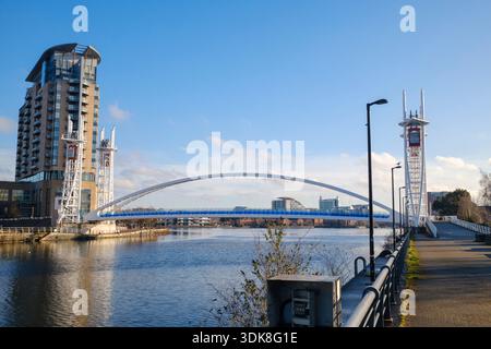 The Lowry footbridge at the Lowry centre at Salford Quays Manchester Stock Photo