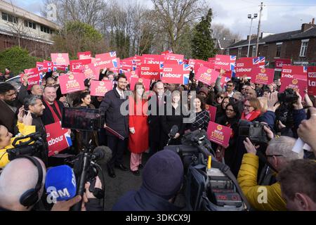 (2nd centre left to right) Angela Rayner, Jonathan Reynolds, Lucy Powell Deputy leader of the Labour Party and Angeliki Stogia at the announcement at the Jain Community Centre in Denton that Angeliki Stogia is the party's candidate for the Gorton and Denton by-election. Picture date: Saturday January 31, 2026. Stock Photo