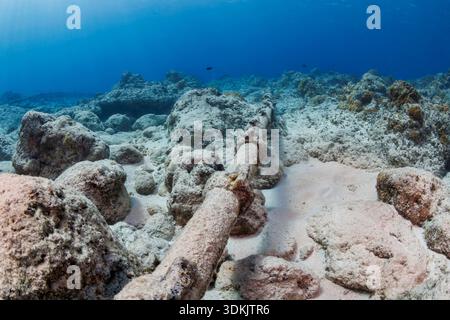 Trans-Pacific undersea communication cables lie along the ocean floor off the coast of Guam in Micronesia, forming part of the global submarine cable Stock Photo