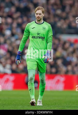 Birmingham England 1st February 2026 Caoimhin Kelleher Of Brentford Birmingham England 1st February 2026 Caoimhin Kelleher Of Brentford During The Aston Villa Vs Brentford Premier League Match At Villa Park Birmingham Picture Credit Should Read Cody Froggatt Sportimage 3dkwwyh 