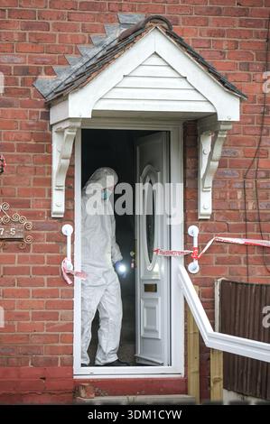 Green Park Road, Dudley 3rd Feb 2026 - West Midlands Police forensics and a fire investigator at the scene of a house fire after a man died on Monday 2nd February. Three other people were also treated at the scene however they had self-evacuated before crews arrived. West Midlands Police remain on the col-de-sac as investigations continue. Credit: British News and Media/Alamy Live News Stock Photo