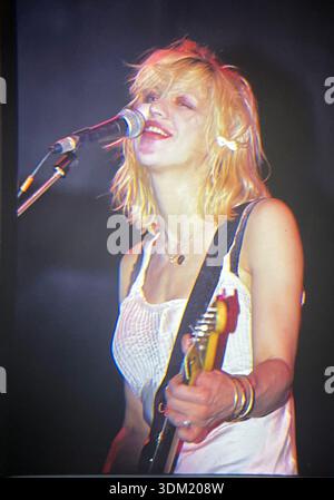 London, UK, 15th July 1993. Courtney Love performs with Hole at