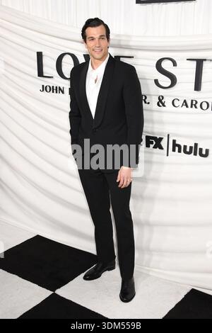 4 February 2026 New York New York Paul Anthony Kelly Love Story New York Ny Usa 3rd Feb 2026 Paul Anthony Kelly At The Premiere Of Fxs Love Story John F Kennedy Jr Carolyn Bessette At Carnegie Hall On February 3 2026 In New York City Credit Mpi099media Punchalamy Live News 3dm559b 