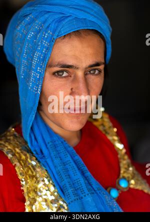 Portrait of a Kurdish woman in traditional head dress, in Diyarbakir ...