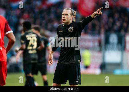 AACHEN, GERMANY – FEBRUARY 8, 2026: Lars Gindorf (Alemannia Aachen, #23)    during the 3. Liga match between Alemannia Aachen vs. Rot-Weiss Essen on matchday 23 at Tivoli Stadion on February 8, 2026 in Aachen, Germany.  DFL REGULATIONS PROHIBIT ANY USE OF PHOTOGRAPHS AS IMAGE SEQUENCES AND/OR QUASI-VIDEO. Stock Photo