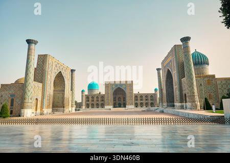 Beautiful minaret with towers and dome at Registan old public square in the heart of the ancient city Samarkand, Uzbekistan. Tourist and travel concep Stock Photo