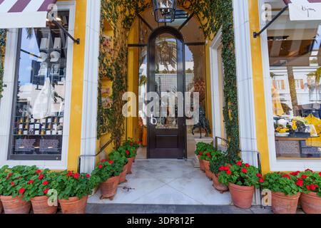House of Bijan Beverly Hills storefront on Rodeo Drive in Los Angeles ...