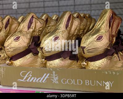 Lindt Gold Bunny chocolates on display inside a supermarket in Australia Stock Photo