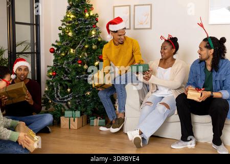Fun at Christmas time: Young Americans get together at Christmas to celebrate Stock Photo