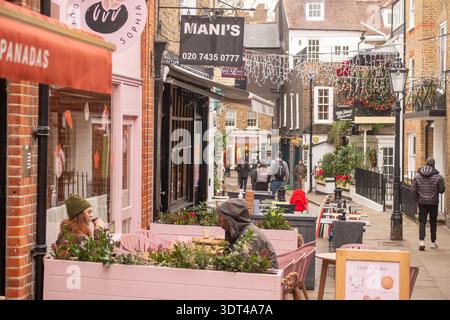 LONDON - DECEMBER 15, 2025: Perrins Lane – charming pedestrian street with cafes and shops in Hampstead Stock Photo