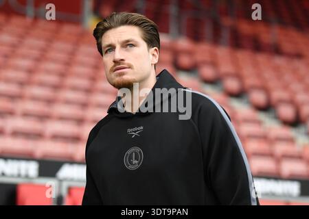 Southampton, England. 21st Feb 2026. Lloyd Jones makes a goal line ...