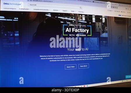 Computer screen displaying Dell AI Factory webpage, a concept for artificial intelligence and cloud computing solutions Stock Photo