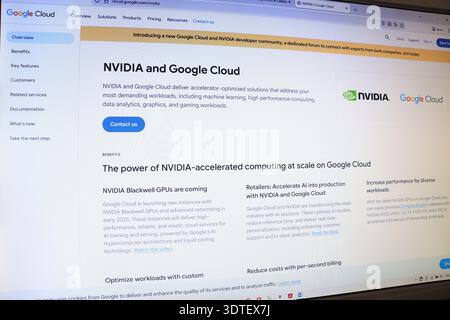 Computer screen displaying webpage with partnership announcement. Editorial image of technology integration for cloud computing. Stock Photo