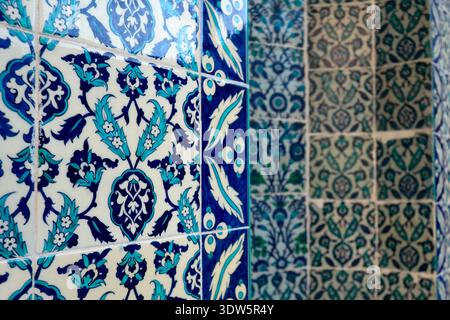 Traditional Iznik ceramic tiles with floral pattern in Ottoman mosque, Istanbul, Turkey Stock Photo