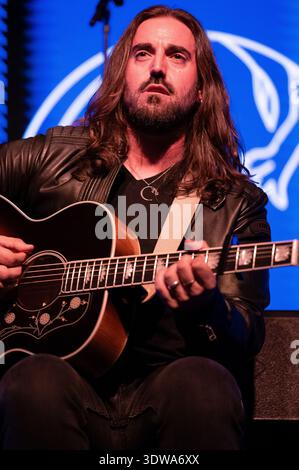The singer Andres Suarez performs during his performance festival at ...