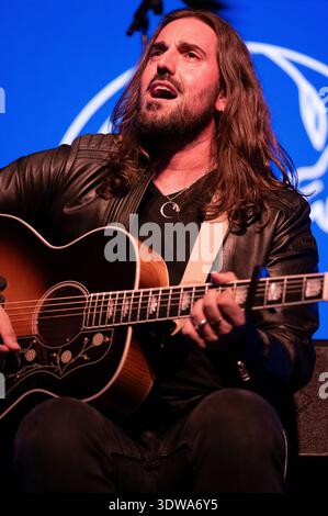 The singer Andres Suarez performs during his performance festival at ...