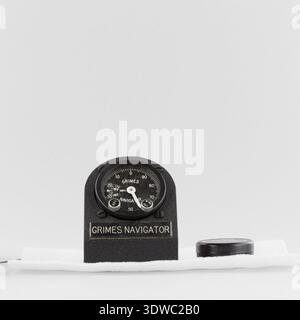 Großes Instrument Grimes Navigator is an aircraft navigation instrument designed to ...