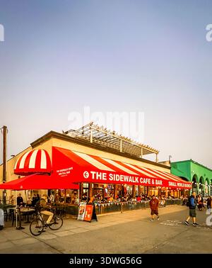 California, USA, Sept 29th 2024, view of The Sidewalk Cafe & Baron Ocean Front Walk in Venice Beach Stock Photo
