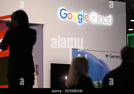 Barcelona, Spain. 03rd Mar, 2026. Three visitors to the Mobile World Congress (MWC) stand at the Google stand, where the US company's cloud storage services are being promoted. According to a survey, many consumers in Germany now prefer European providers. Credit: Wolf von Dewitz/dpa/Ģ����ý Live News Stock Photo