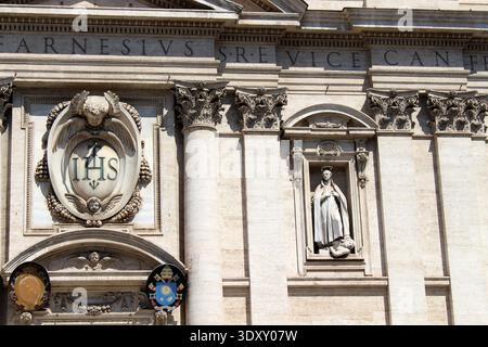 Front facade of the Church of Jesus Chiesa del Gesu piazza del Gesu ...