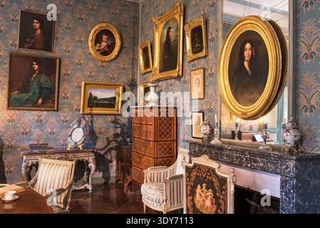 Portrait of George Sand in the Large Lounge of her House in Nohant-Vic, France, showcasing interior and artwork Stock Photo