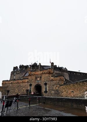 Edinburgh, Scotland, UK - February 15, 2026: Dramatic evening view of ...