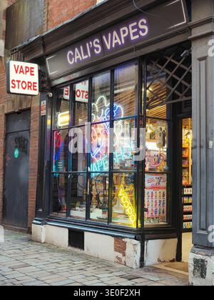 Cali's Vapes, a vape Store, Lichfield Passage, Wolverhampton - January 2026 Stock Photo