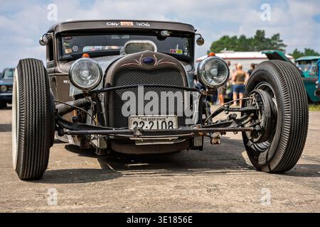 Hot Rod Front grille hot rod hi-res stock photography and images - Alamy
