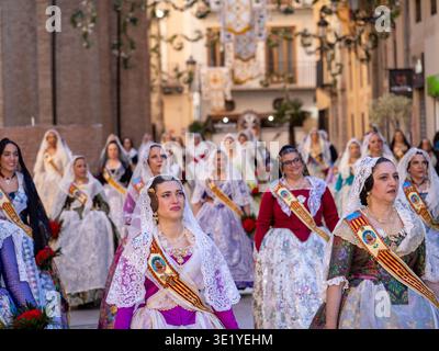 VALENCIA, SPAIN - MARCH 18, 2026: The monumental Falla Sueca-Literato ...