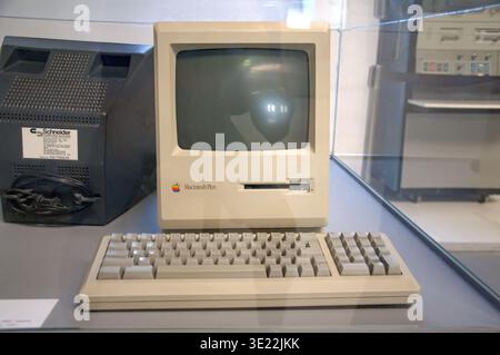 Vintage Apple Macintosh Plus Computer Exhibit, Museum of Science and Technology Belgrade Stock Photo
