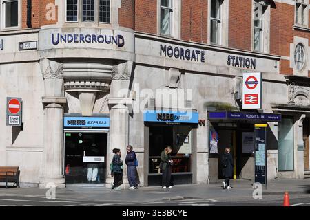 Moorgate London Underground Station Stock Photo