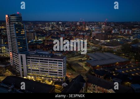 Leeds City Centre Skyline at night Stock Photo - Alamy