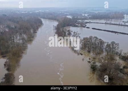 Flooding of the Cher river on the Fouzon meadows, Loir-et-Cher, France Stock Photo
