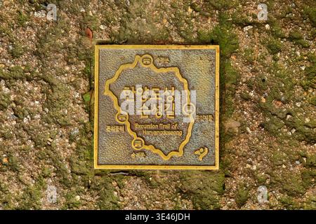 South Korea, Seoul, Yongsan District, Hanyangdoseong, the Seoul City Wall, hiking on the wall between Jangchung Arena and Sungnyemun Gate, hiking signpost Stock Photo
