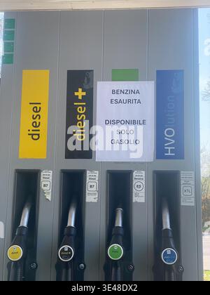 Cremona, Italy - March 9th 2026 Fuel pump display indicating a petrol shortage with a sign stating Benzina Esaurita, offering only diesel, diesel plus Stock Photo