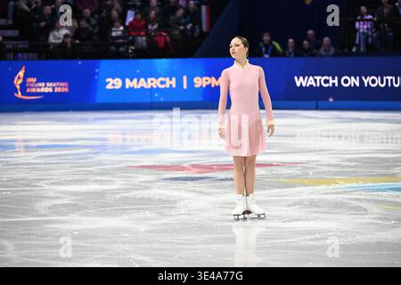 Nina Pinzarrone of Belgium performs her routine during the Women's ...
