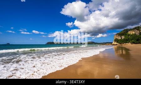 Lonely Bay Beach, Cooks Beach, Waikato, North Island, New Zealand Stock Photo