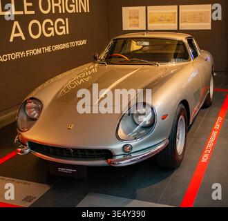 ferrari-275-gtb4-at-ferrari-