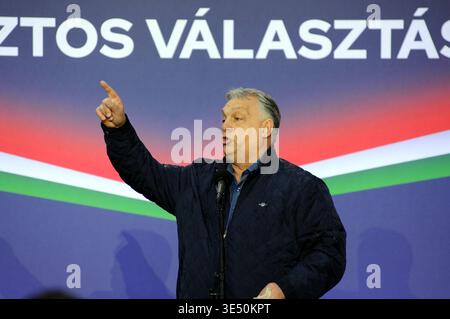 Hungary, Pecel, 28 March, 2026 : Viktor Orban, Prime Minister of Hungary, speaks during a campaign rally of the governing Fidesz Party. The rally is part of the Prime Minister's nationwide campaign trail before the Hungarian General Election scheduled for April 12   Photo © Giuseppe Lian/Sintesi/Alamy Live News Stock Photo