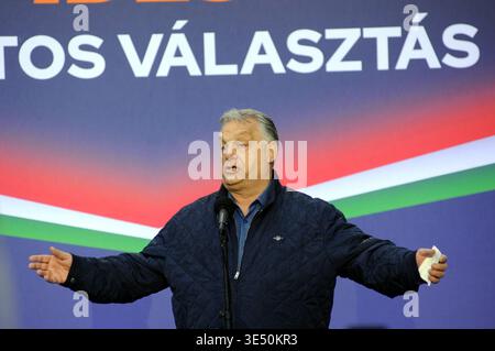 Hungary, Pecel, 28 March, 2026 : Viktor Orban, Prime Minister of Hungary, speaks during a campaign rally of the governing Fidesz Party. The rally is part of the Prime Minister's nationwide campaign trail before the Hungarian General Election scheduled for April 12   Photo © Giuseppe Lian/Sintesi/Alamy Live News Stock Photo