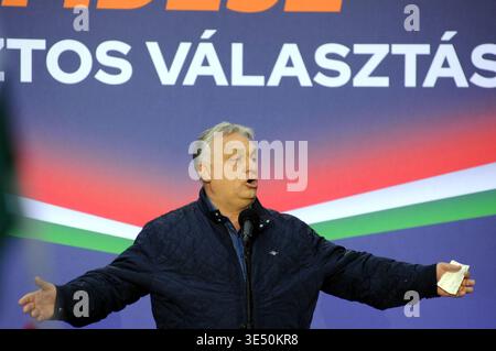 Hungary, Pecel, 28 March, 2026 : Viktor Orban, Prime Minister of Hungary, speaks during a campaign rally of the governing Fidesz Party. The rally is part of the Prime Minister's nationwide campaign trail before the Hungarian General Election scheduled for April 12   Photo © Giuseppe Lian/Sintesi/Alamy Live News Stock Photo