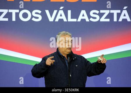 Hungary, Pecel, 28 March, 2026 : Viktor Orban, Prime Minister of Hungary, speaks during a campaign rally of the governing Fidesz Party. The rally is part of the Prime Minister's nationwide campaign trail before the Hungarian General Election scheduled for April 12   Photo © Giuseppe Lian/Sintesi/Alamy Live News Stock Photo