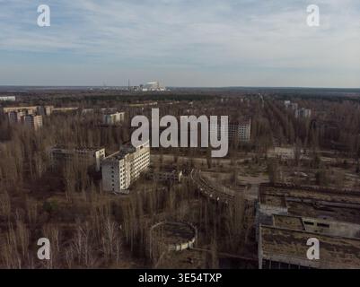 An aerial view of the Chernobyl Nuclear Power Plant before the disaster ...