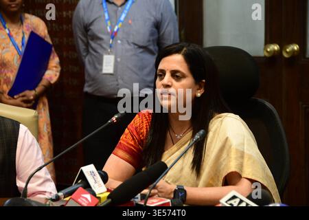 Mumbai, India. 31st Mar, 2026. MUMBAI, INDIA - MARCH 31: Senior IAS ...