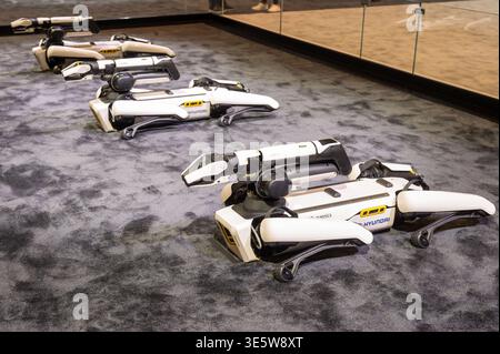 New York, United States. 01st Apr, 2026. Boston Dynamics robots are displayed at the New York International Auto Show media day at the Jacob K. Javits Convention Center in New York, New York, on April 1, 2026. (Photo by M10s/TheNews2/NurPhoto) Credit: NurPhoto SRL/Alamy Live News Stock Photo