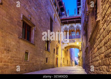 Barcelona in Catalonia, Spain. Bishop's Bridge in Barri Gotic quarter. Stock Photo