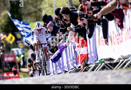 Tour of Flanders 2026, Oudenaard. Demi Vollering for FDJ United Suez ...