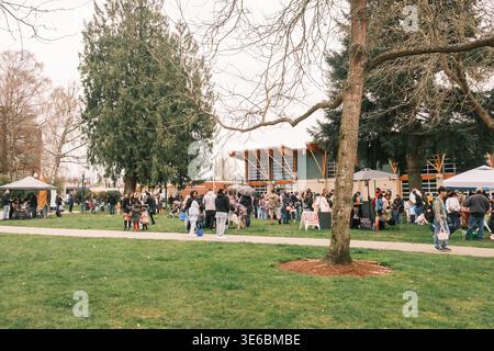 Puyallup, Washington, USA, 04.04.2026 - Pioneer Park Puyallup: Library, Playground, and Celebration Happy Easter Stock Photo