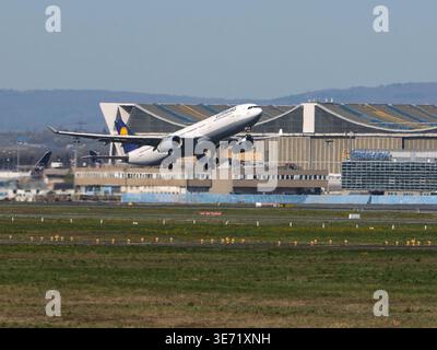 D-ABYL Lufthansa Boeing 747-830, Hessen am Flughafen Frankfurt Main, Rhein-Main-Flughafen FRA / EDDF DEU, Deutschland, Hessen, Frankfurt am Main, 07.04.2026 *** D ABYL Lufthansa Boeing 747 830, Hessen at Frankfurt Main Airport, Rhein Main Airport FRA EDDF DEU, Germany, Hessen, Frankfurt am Main, 07 04 2026 Stock Photo